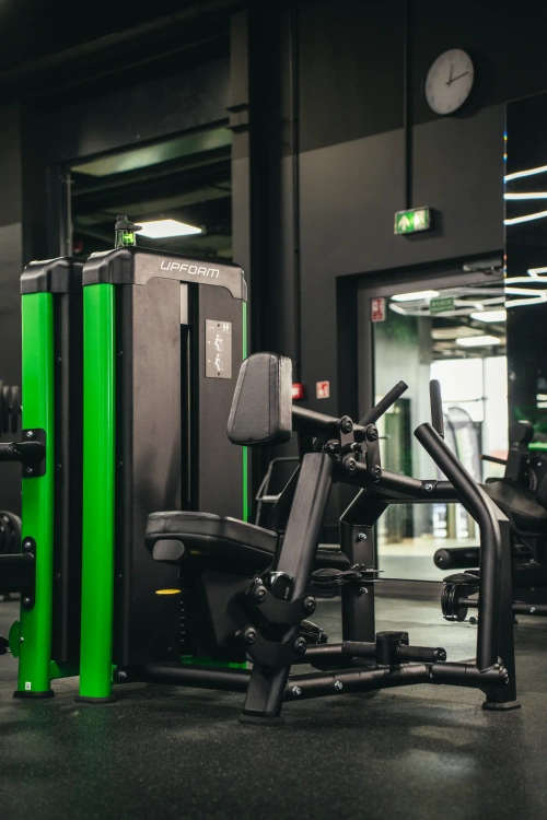 Máquina de remo sentado para espalda UR-U032 2.0 - UpForm